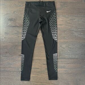 Women’s Nike Black & grey running pants with Geometric Designs size small